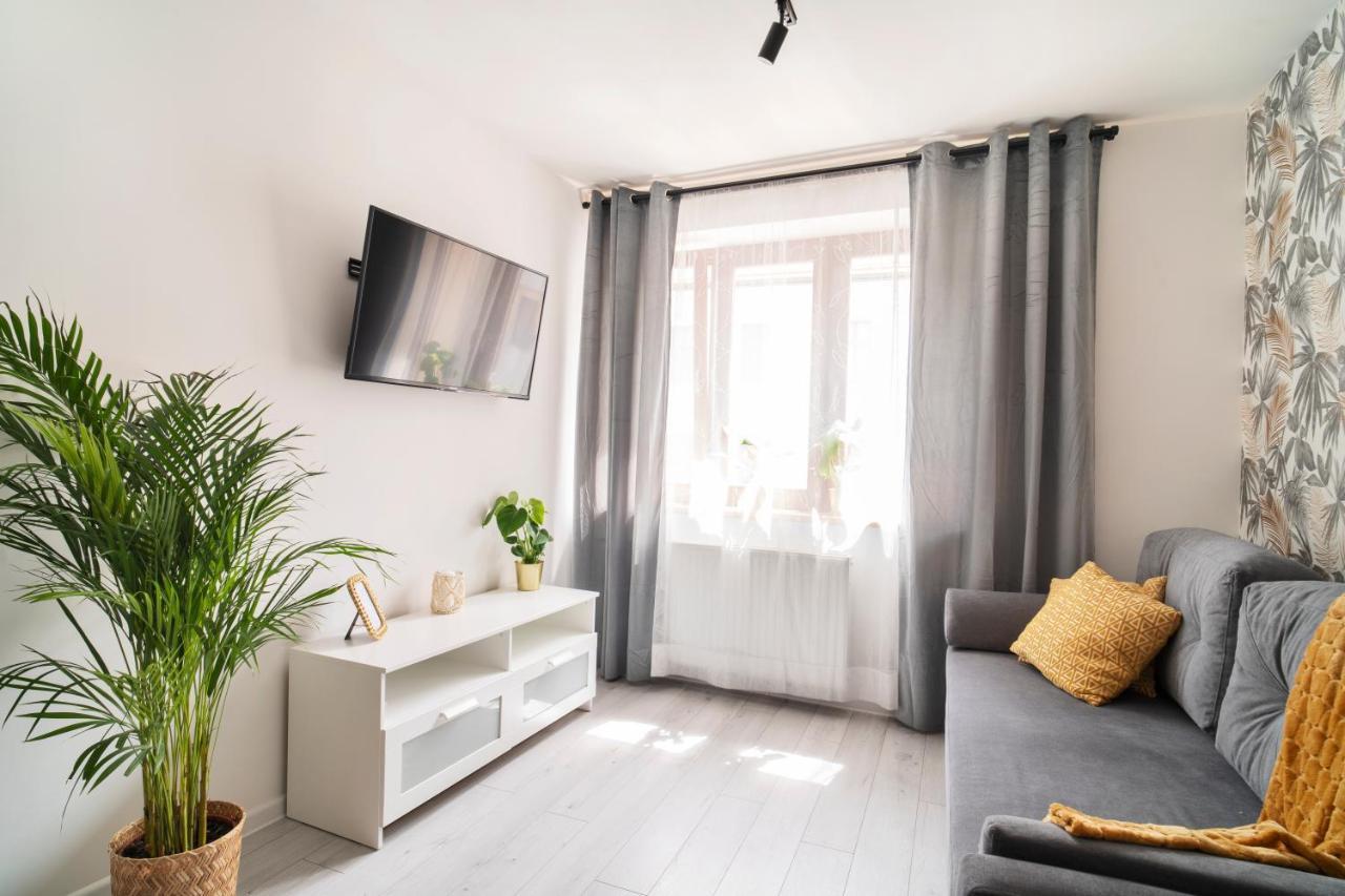 Katedralna Apart'S Legnica Exterior photo